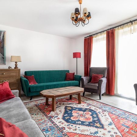 Wonderful 2- Bedroom Apartment With Soul Wwa70 Varşovia Exterior foto