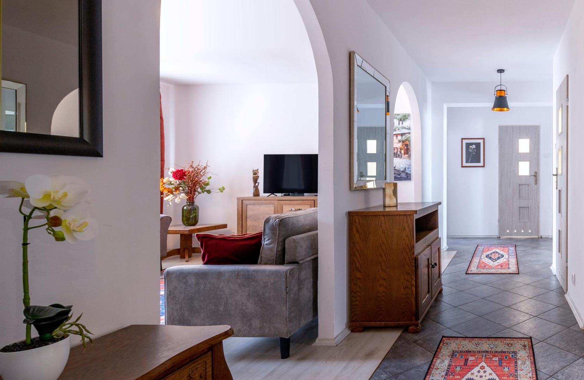 Wonderful 2- Bedroom Apartment With Soul Wwa70 Varşovia Exterior foto