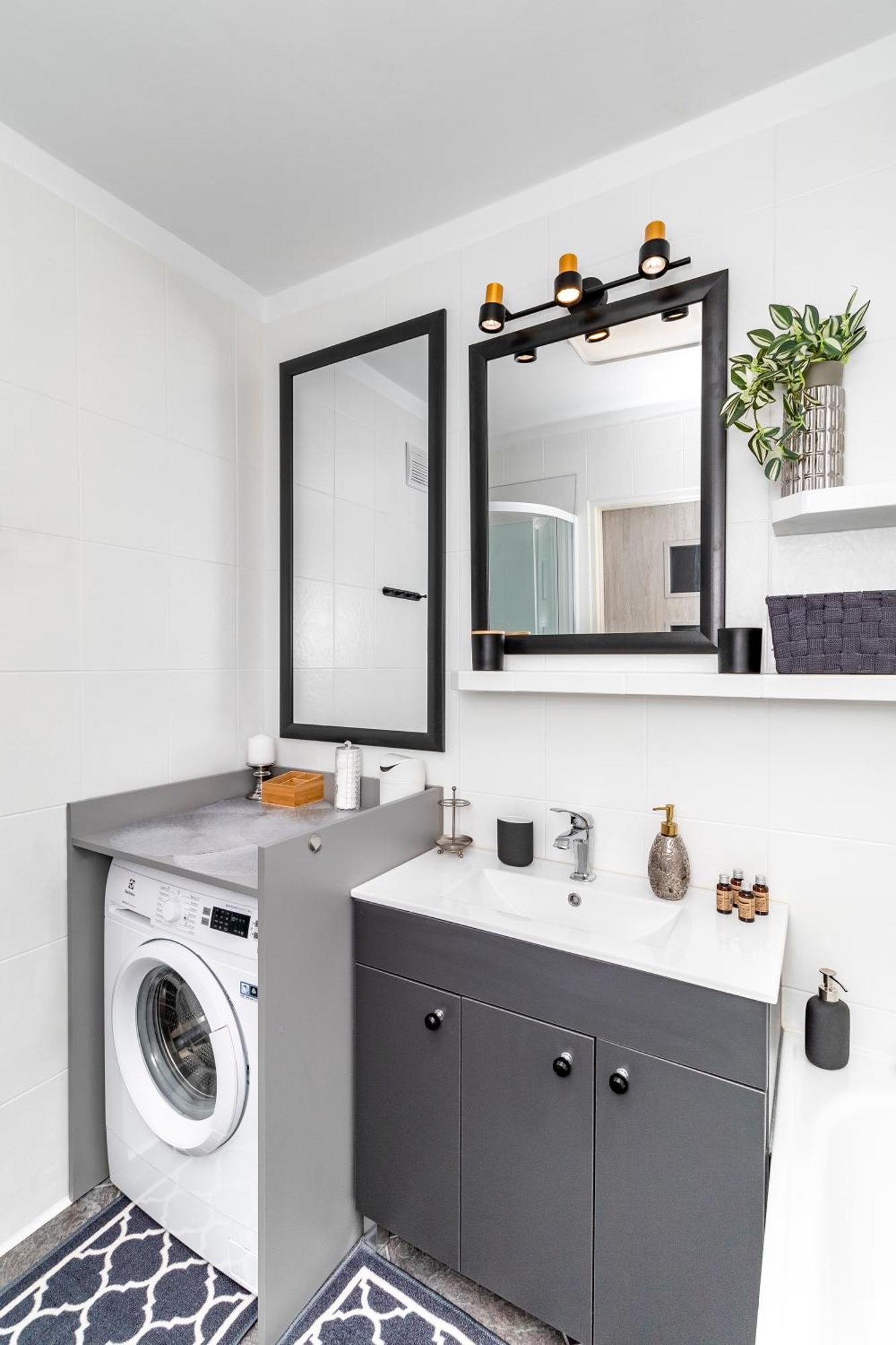 Wonderful 2- Bedroom Apartment With Soul Wwa70 Varşovia Exterior foto