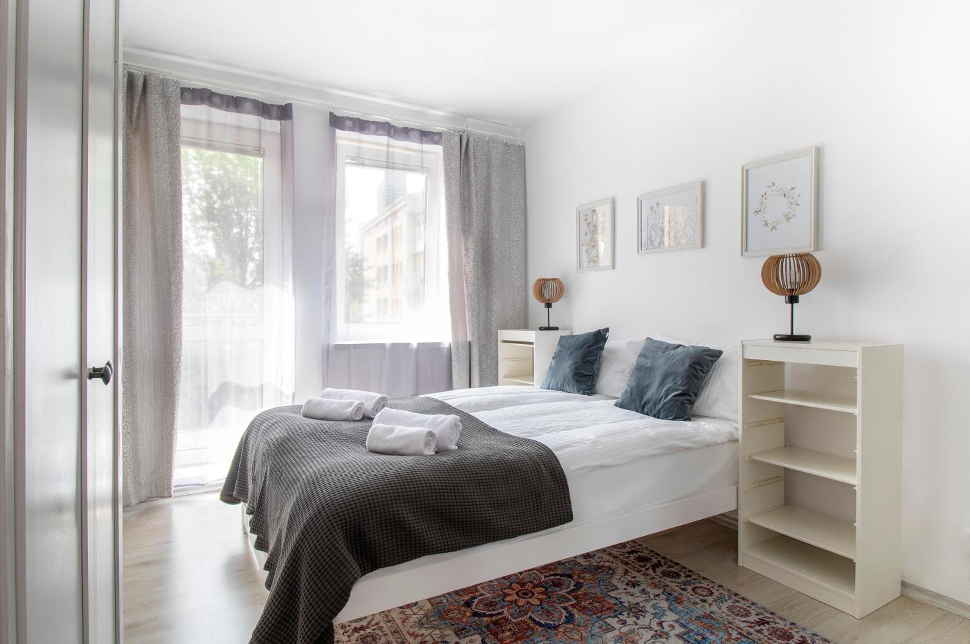 Wonderful 2- Bedroom Apartment With Soul Wwa70 Varşovia Exterior foto