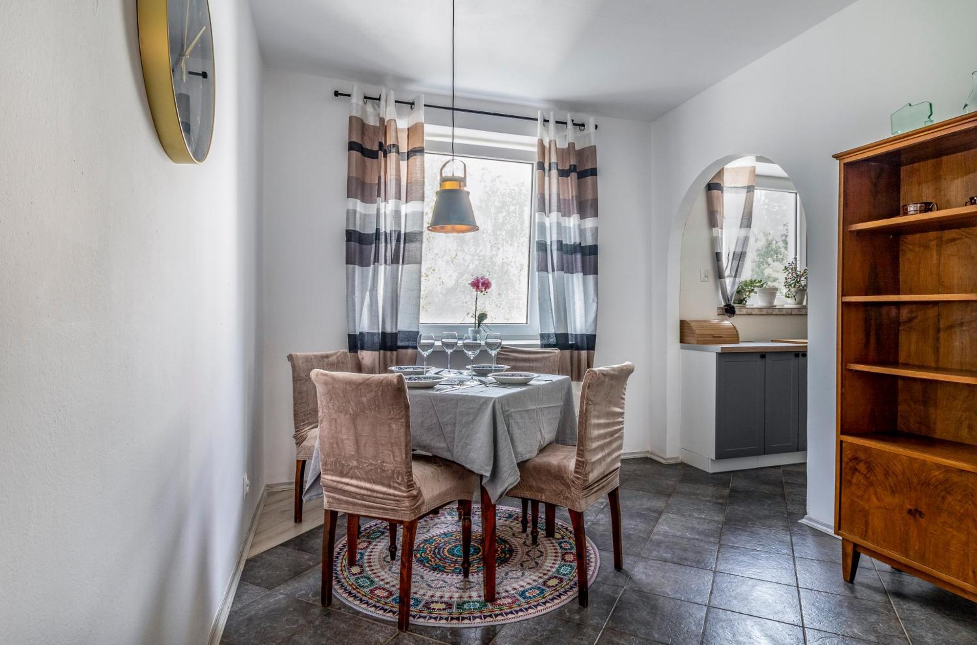 Wonderful 2- Bedroom Apartment With Soul Wwa70 Varşovia Exterior foto